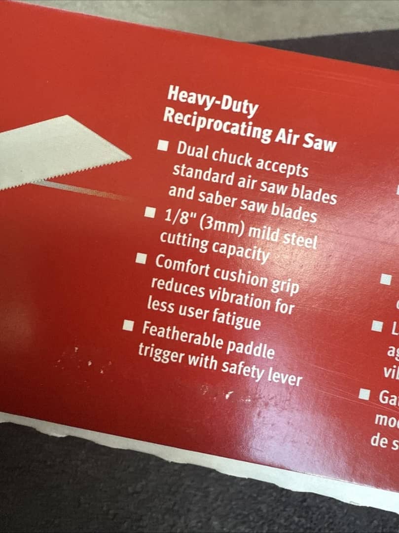Snap On PTRS1000R Heavy Duty Reciprocating Air Saw In Red. - Image 7